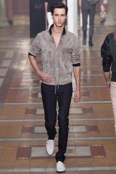 Мужской замшевый бомбер из коллекции Lanvin весна 2015 Мужской замшевый бомбер из коллекции Lanvin весна 2015