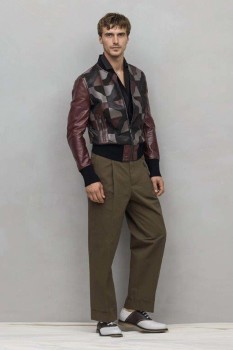 Бомбер из лоскутков с эффектом многослойности из коллекции Bottega Veneta Бомбер из лоскутков с эффектом многослойности из коллекции Bottega Veneta