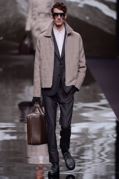 мужская куртка из коллекции 2021 Louis Vuitton мужская куртка из коллекции 2021 Louis Vuitton